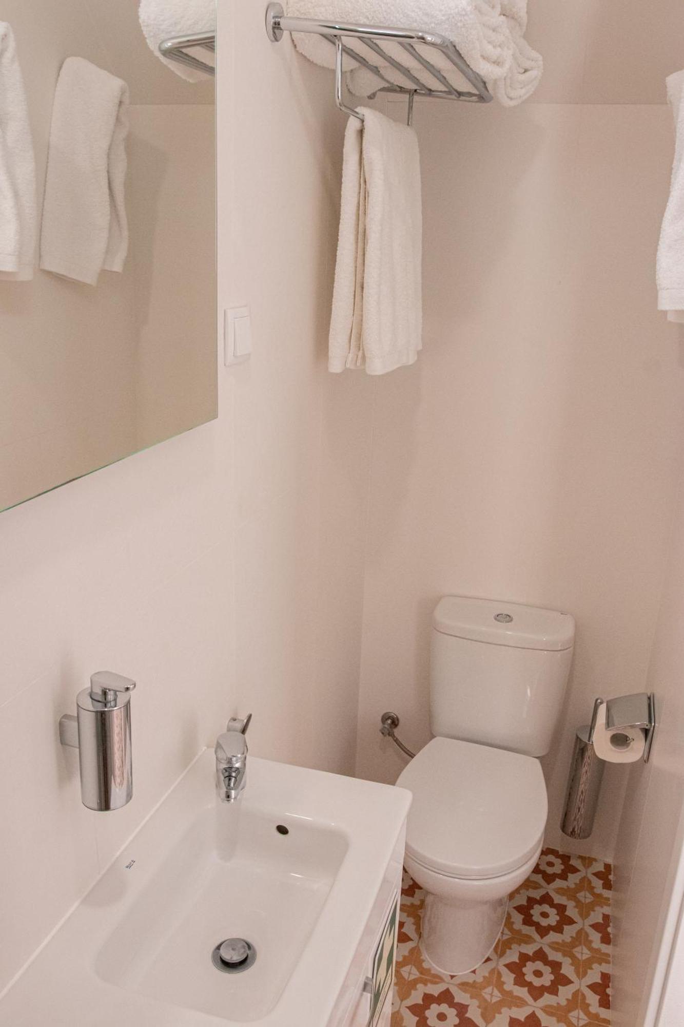 セトゥーバルCasa Tortaアパートメント エクステリア 写真