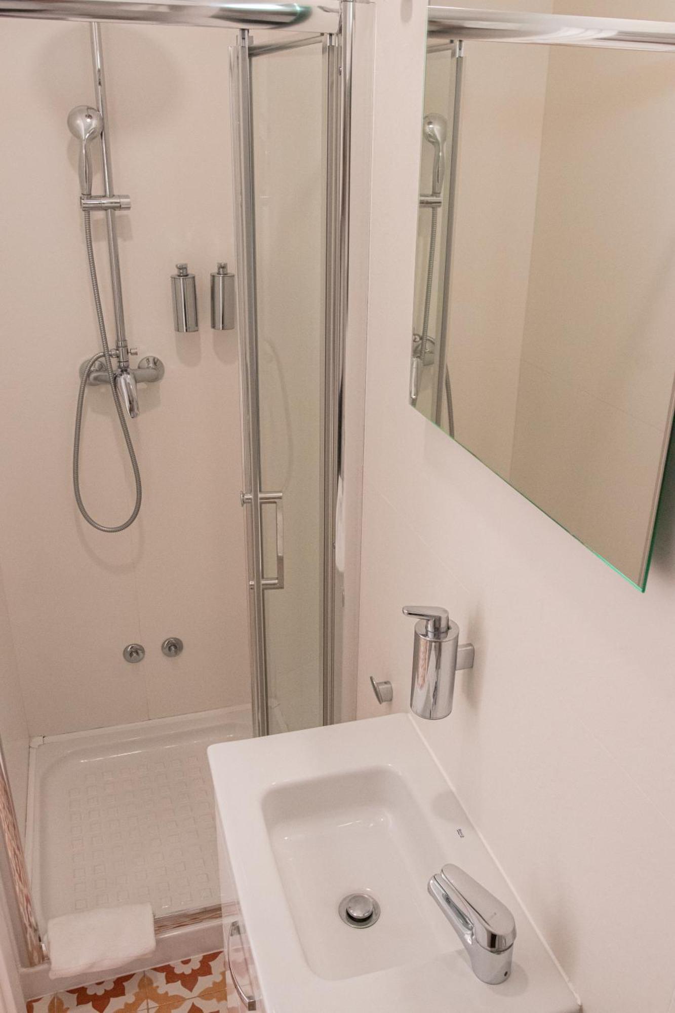 セトゥーバルCasa Tortaアパートメント エクステリア 写真